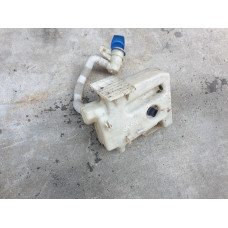 Казанче за течност за чистачки за Audi A3 8P