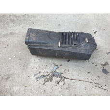 Филтърна кутия за Mercedes E 270 W 211 Филтърна кутия за Mercedes E 270 W 211