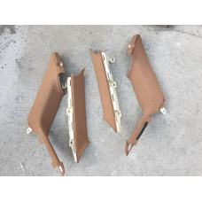 Задни кори за колонки за Audi A8 D3