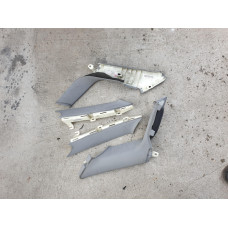 Задни кори за колонки за Audi A8 D3