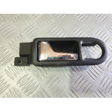 Предна лява вътрешна дръжка за VW Passat B5 1.8 T комби