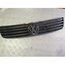 Предна решетка за VW Passat B5 1.8 T комби Предна решетка за VW Passat B5 1.8 T комби