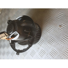 Моторче за парно за VW Passat CC 2.0TSI - Десен волан Моторче за парно за VW Passat CC 2.0TSI - Десен волан