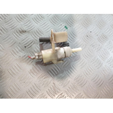 Помпичка за течност за чистачки за Mercedes E Class W211 - Фарове Помпичка за течност за чистачки за Mercedes E Class W211 - Фарове