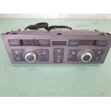 Управление за климатроник с подгрев за Audi A6 C6 Управление за климатроник с подгрев за Audi A6 C6