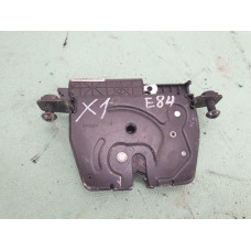 Брава за заден капак за Mercedes X1 E84