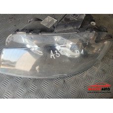 Преден ляв фар за Audi A3 8P Sportback