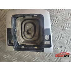 Интериорна лайсна около скоростен лост за VW Passat CC