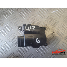 Моторче за клапа за парно за Audi Q7 4L - 5 Моторче за клапа за парно за Audi Q7 4L - 5