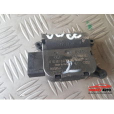 Моторче за клапа за парно за VW Passat CC - 2