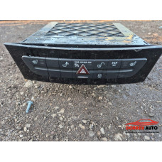 CD changer за Mercedes CLS W219