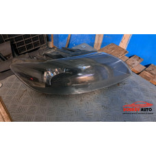 Десен фар за Audi Q7 4L 3.0TDI Десен фар за Audi Q7 4L 3.0TDI