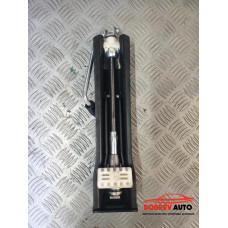 Крик Mercedes CLS 500 W219