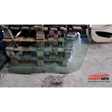 Предно ляво стъкло за VW Passat B7 1.6 TDI