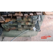 Предно ляво стъкло за VW Touran 2.0 FSI