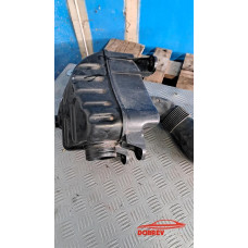 Филтърна кутия за VW Touran 2.0 FSI Филтърна кутия за VW Touran 2.0 FSI