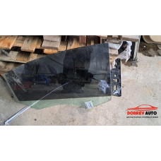 Задно дясно стъкло за Mercedes CLS 250 W218 Задно дясно стъкло за Mercedes CLS 250 W218