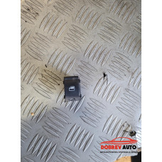 Бутон ел. стъкло за Audi A4 B7