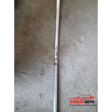 Водобранна лайсна (предна дясна) за VW Passat B7 Водобранна лайсна (предна дясна) за VW Passat B7