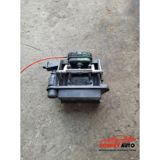 Бутон заден капак за Mercedes S Class W220 Бутон заден капак за Mercedes S Class W220