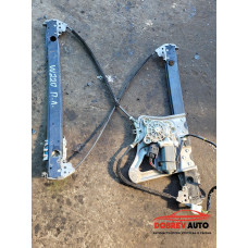 Стъклоподемник (преден ляв) за Mercedes S Class W220 Стъклоподемник (преден ляв) за Mercedes S Class W220