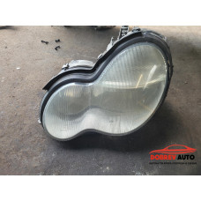 Фар (ляв) за Mercedes C Class W203