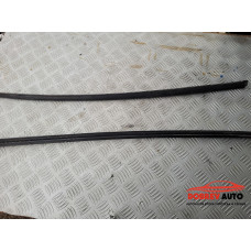 Лайсни (предно стъкло) за Audi A8 D3