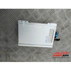 Усилвател Becker за Audi A8 D3