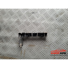 Държач (предна броня - десен) за Audi A8 D3