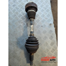 Полуоска (предна дясна) за Audi Q7 4L Полуоска (предна дясна) за Audi Q7 4L