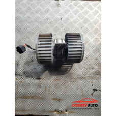 Моторче парно за Audi A8 D3 Моторче парно за Audi A8 D3