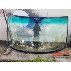 Стъкло (предно) за Mercedes Vito W638