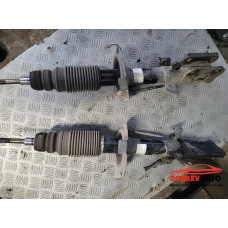 Амортисьори (предни) за Mercedes Vito W638