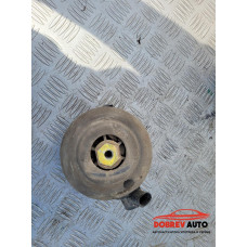 Тампон двигател (десен) за Audi A8 D3 6.0 W12