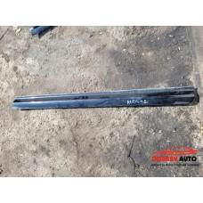 Лайсна (предна дясна) за Audi A8 D3