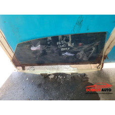 Стъкло (задно дясно - двойно Long) за Audi A8 D3 6.0 W12 Стъкло (задно дясно - двойно Long) за Audi A8 D3 6.0 W12