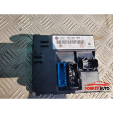 Комфорт модул (заден) за Audi A8 D3 6.0 W12 Комфорт модул (заден) за Audi A8 D3 6.0 W12