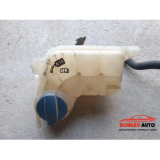 Казанче антифриз за Audi A4 B6 2.5 TDI Казанче антифриз за Audi A4 B6 2.5 TDI