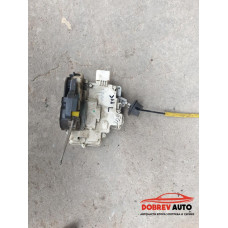 Брава (задна лява - бяла) за Audi A6 C6 (4F) Брава (задна лява - бяла) за Audi A6 C6 (4F)