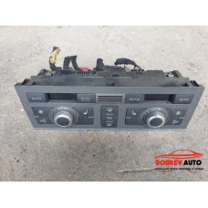 Управление климатроник (подгрев - сиво) за Audi A6 C6 (4F) Управление климатроник (подгрев - сиво) за Audi A6 C6 (4F)