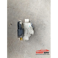 Брава (предна лява - бяла) за Audi A6 C6 (4F) Брава (предна лява - бяла) за Audi A6 C6 (4F)