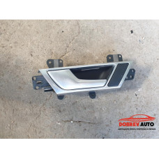 Вътрешна дръжка (задна лява) за Audi A6 C6 (4F) Вътрешна дръжка (задна лява) за Audi A6 C6 (4F)