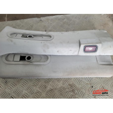 Кори (колонки - предни) за Mercedes Viano W639 Кори (колонки - предни) за Mercedes Viano W639