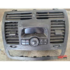 Управление за климатроник (с централна духалка) за Mercedes Viano W639 Управление за климатроник (с централна духалка) за Mercedes Viano W639