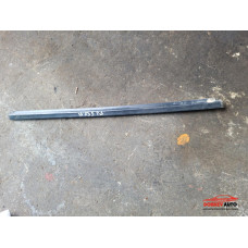 Водобранна лайсна (предна дясна) за Mercedes Viano W639