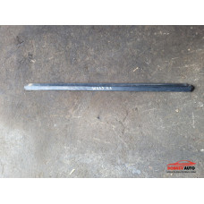 Водобранна лайсна (предна лява) за Mercedes Viano W639 Водобранна лайсна (предна лява) за Mercedes Viano W639