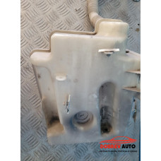 Казанче течност за чистачки за VW Golf MK5 Казанче течност за чистачки за VW Golf MK5