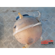 Казанче антифриз за VW Golf MK5