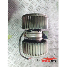 Моторче парно за Audi A8 D3 Моторче парно за Audi A8 D3