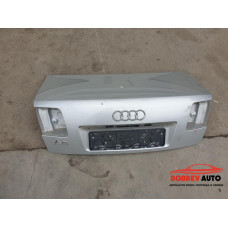 Заден капак (сив) за Audi A8 D3 4.2 TDI Заден капак (сив) за Audi A8 D3 4.2 TDI